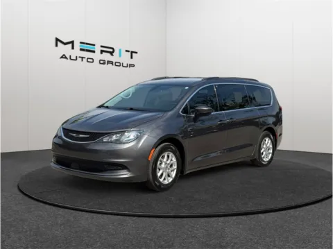 More photos of 2021 Chrysler Voyager LXi Minivan 4D at Merit Auto Group Atlantic, FL