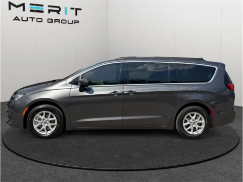 More photos of 2021 Chrysler Voyager LXi Minivan 4D at Merit Auto Group Atlantic, FL