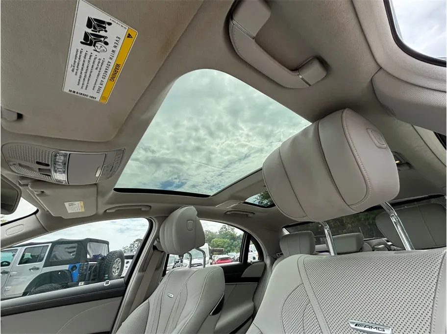 Mercedes-Benz S-Class photo 41
