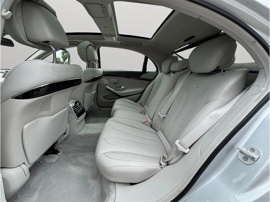 Mercedes-Benz S-Class photo 42