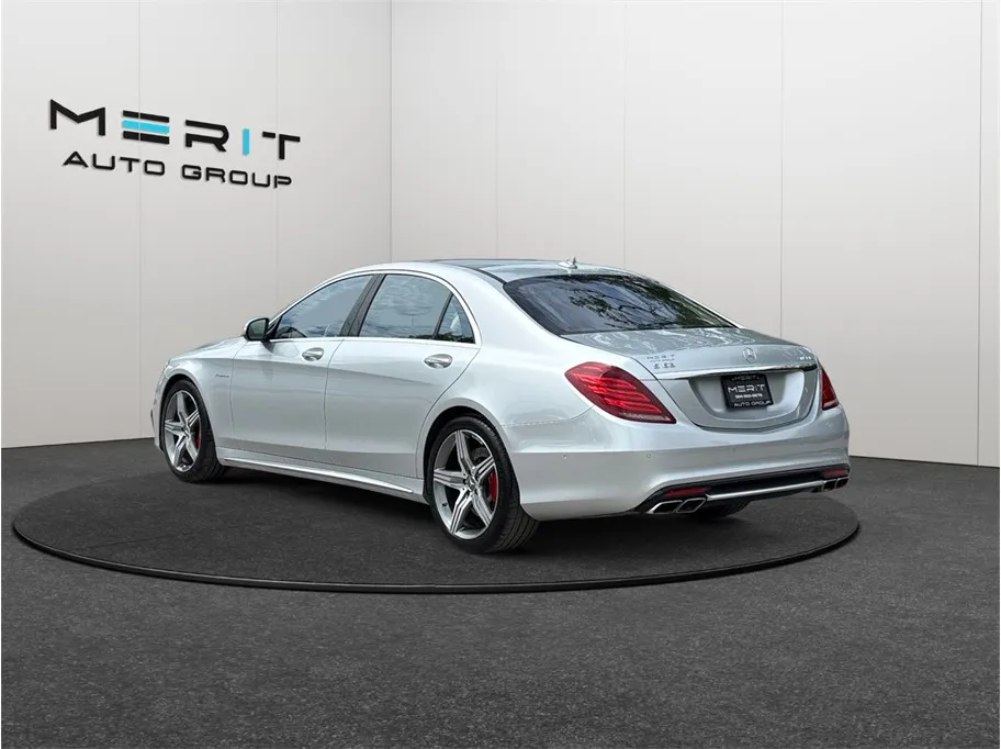 Mercedes-Benz S-Class photo 7
