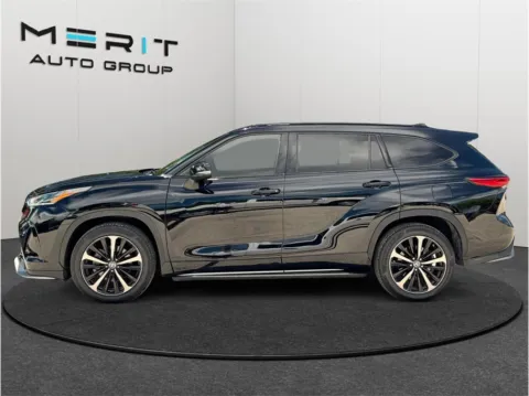 More photos of 2021 Toyota Highlander XSE Sport Utility 4D at Merit Auto Group Atlantic, FL