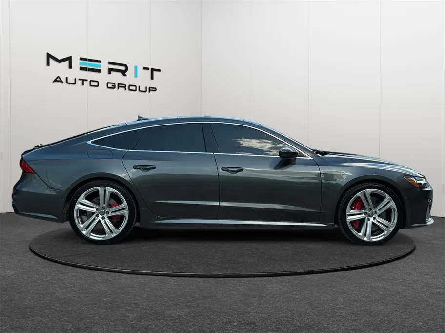 Audi S7 photo 10