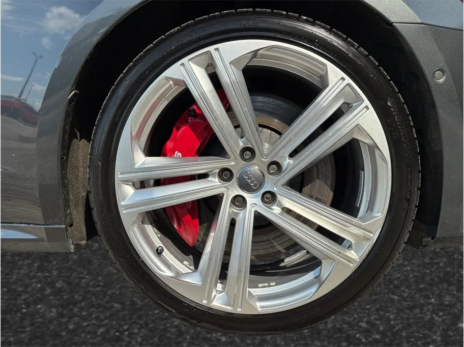Audi S7 photo 13