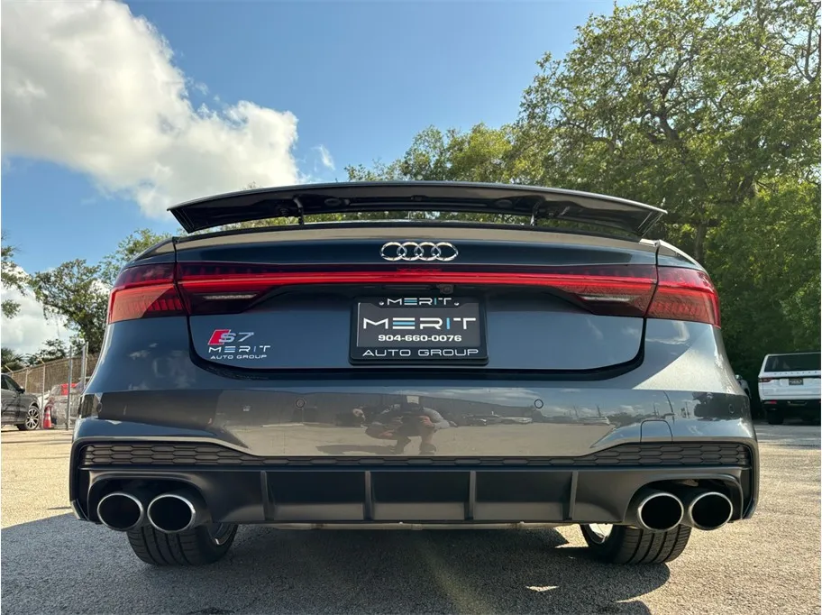 Audi S7 photo 18