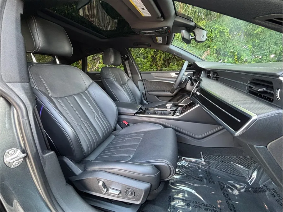 Audi S7 photo 46