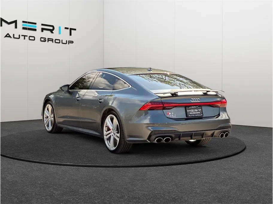 Audi S7 photo 7