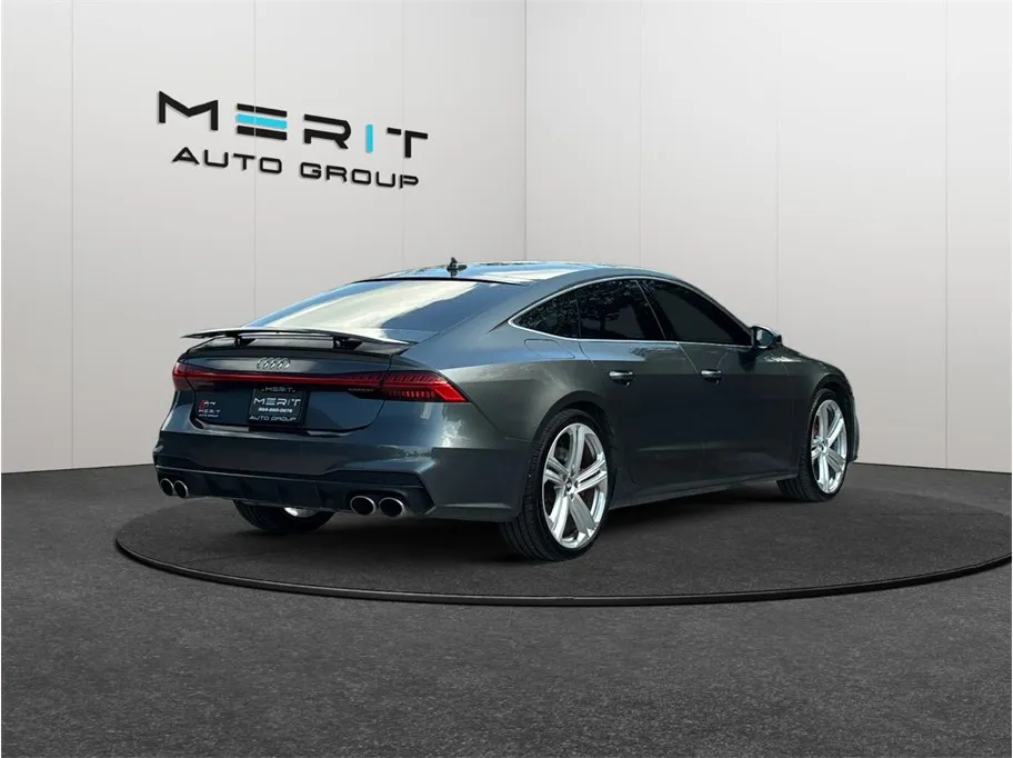 Audi S7 photo 9