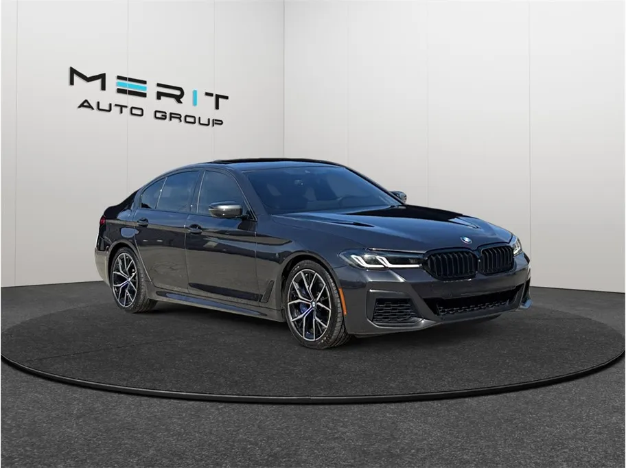 Gray 2021 BMW 5 Series M550i xDrive Sedan 4D for sale in Jacksonville, FL