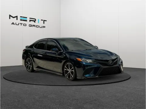 Blue 2018 Toyota Camry SE Sedan 4D for sale in Jacksonville, FL