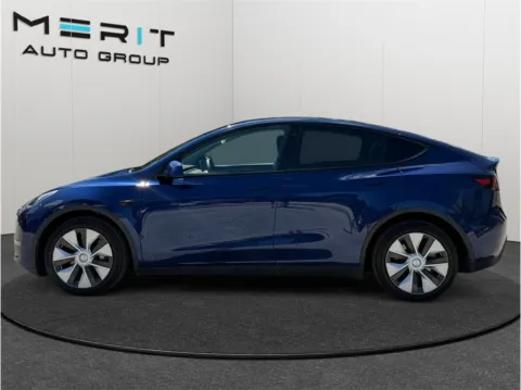 More photos of 2022 Tesla Model Y Long Range Sport Utility 4D at Merit Auto Group Atlantic, FL