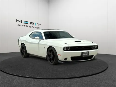 White 2015 Dodge Challenger Scat Pack Coupe 2D for sale in Jacksonville, FL
