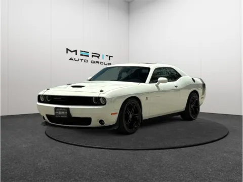 More photos of 2015 Dodge Challenger Scat Pack Coupe 2D at Merit Auto Group Atlantic, FL