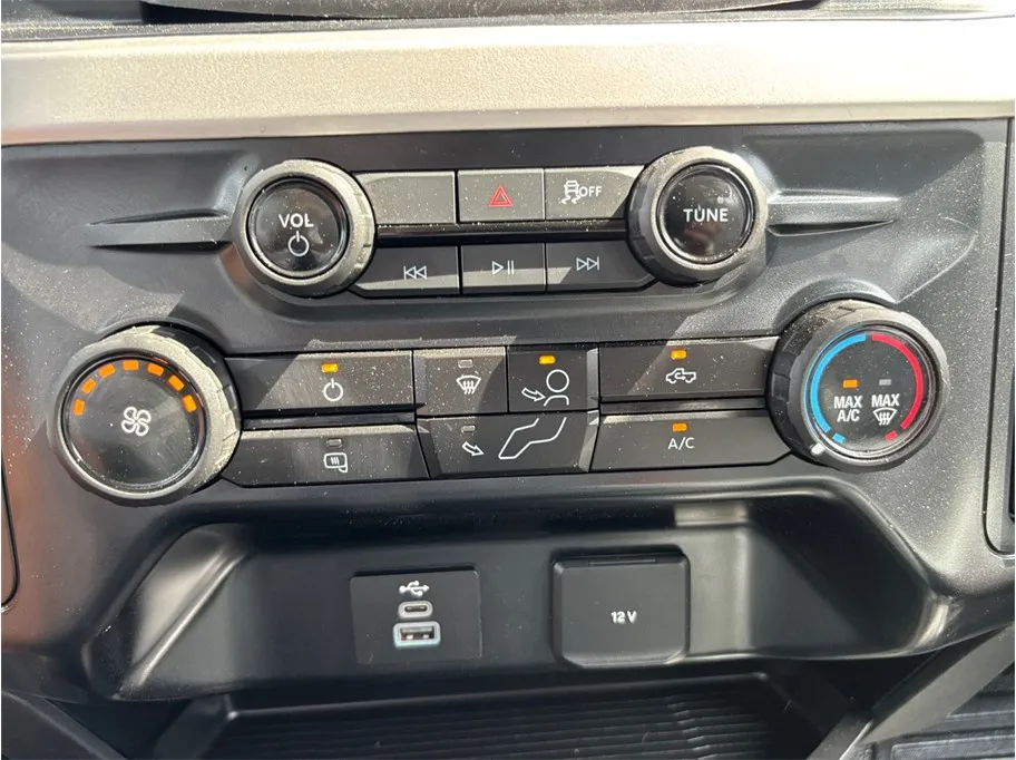 Ford F-250 photo 29