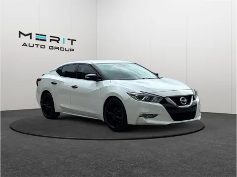 White 2016 Nissan Maxima SV Sedan 4D for sale in Jacksonville, FL