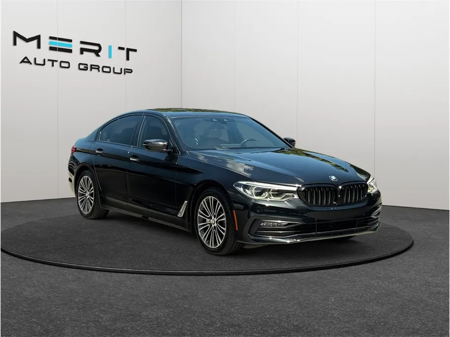 2018 BMW 5 Series 530i Sedan 4D