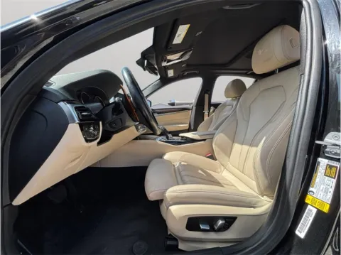 Photos of 2018 BMW 5 Series 530i Sedan 4D for sale in Jacksonville, FL at Merit Auto Group Atlantic