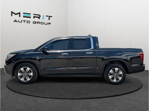 More photos of 2017 Honda Ridgeline RTL-E Pickup 4D 5 ft at Merit Auto Group Atlantic, FL