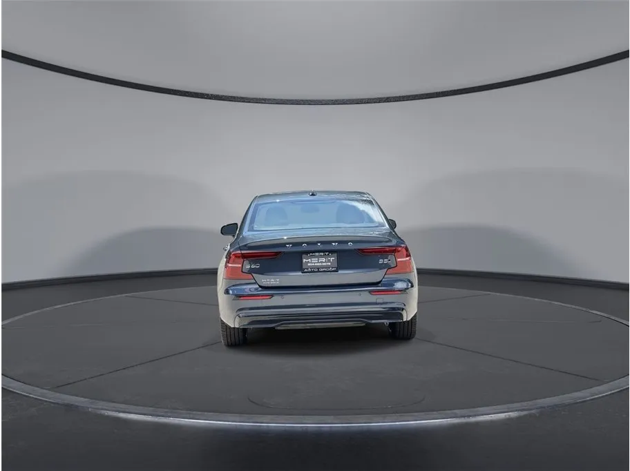 Volvo S60 photo 12