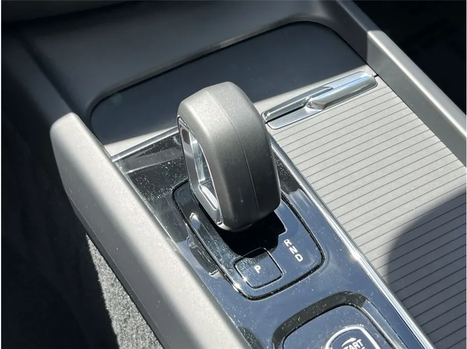 Volvo S60 photo 43