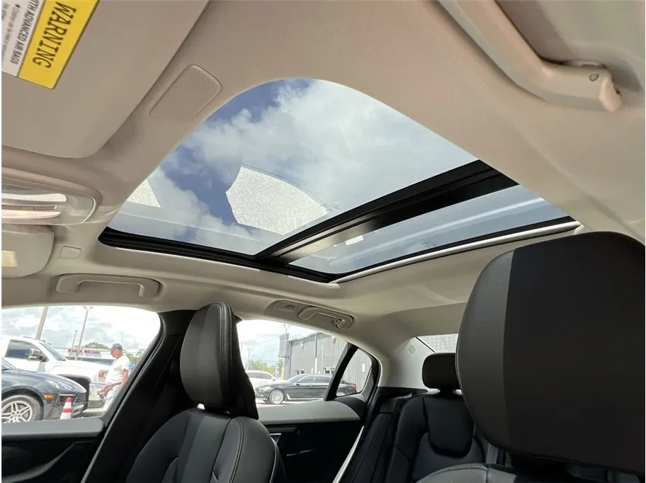 Volvo S60 photo 45