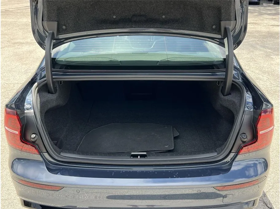 Volvo S60 photo 54