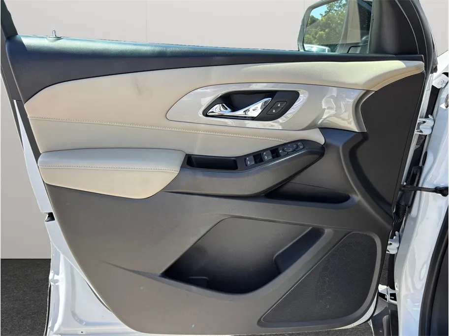 Chevrolet Traverse photo 18