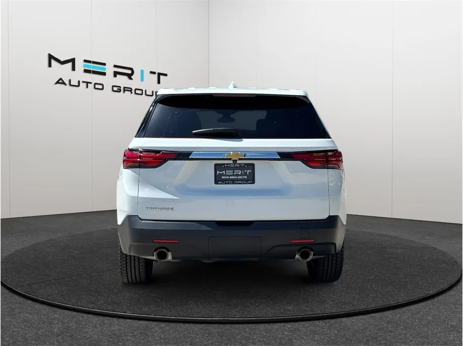 Chevrolet Traverse photo 8