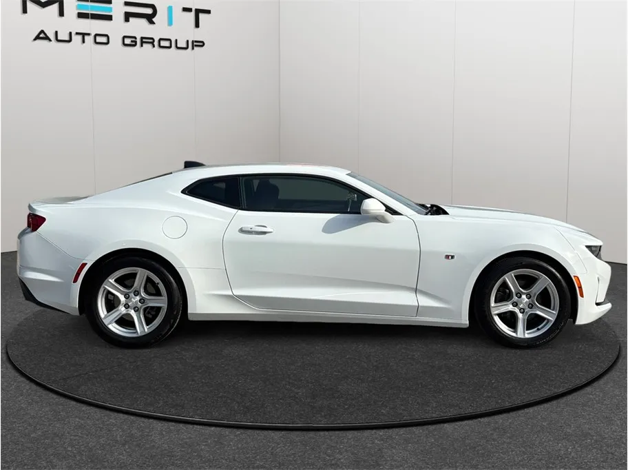 Chevrolet Camaro photo 10