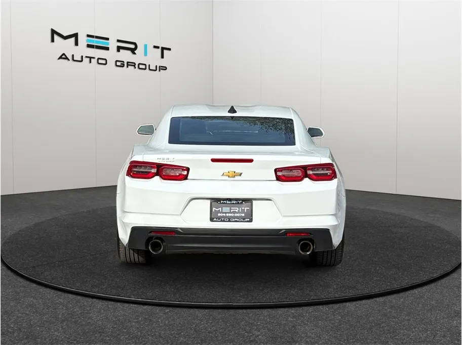 Chevrolet Camaro photo 8