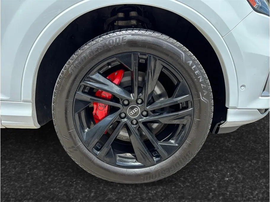 Audi Q7 photo 12