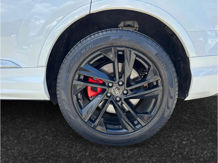 Audi Q7 photo 14