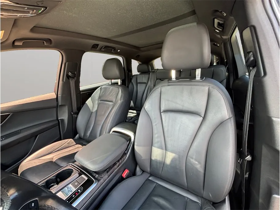 Audi Q7 photo 18