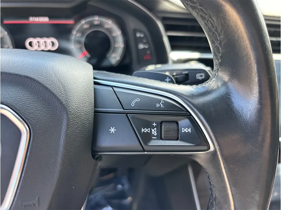 Audi Q7 photo 27