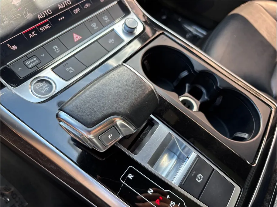 Audi Q7 photo 34