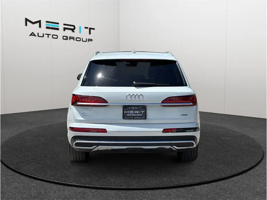 Audi Q7 photo 8