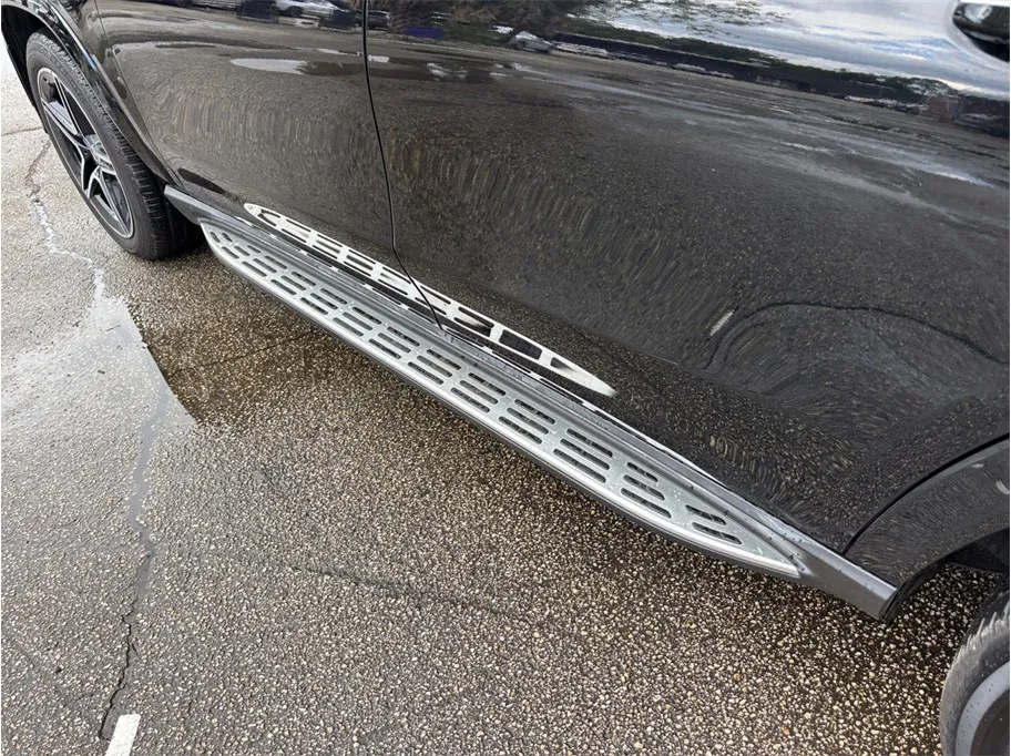 Mercedes-Benz GLS photo 17
