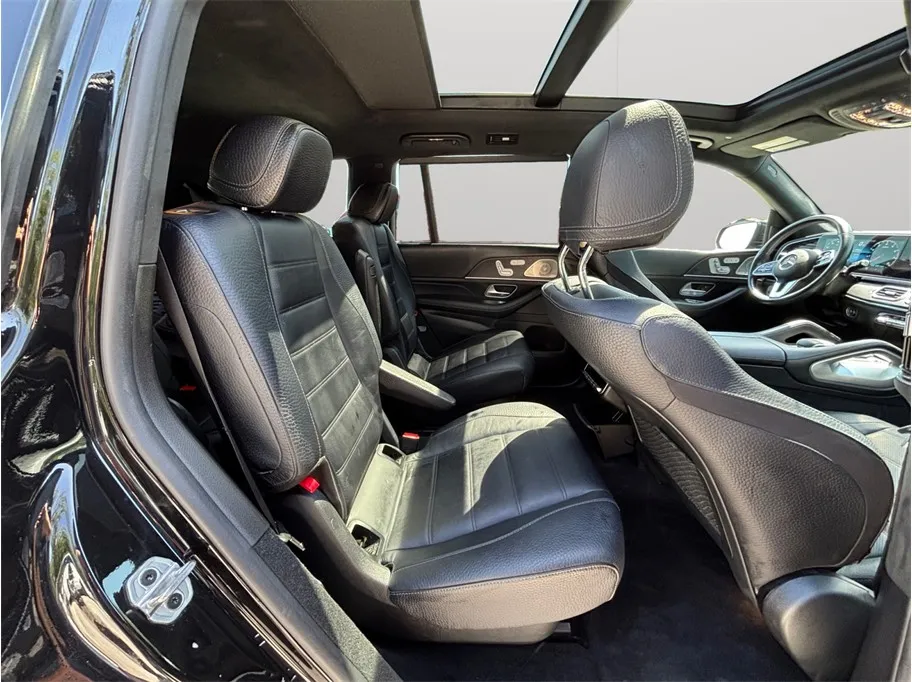 Mercedes-Benz GLS photo 45