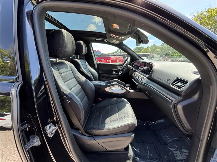 Mercedes-Benz GLS photo 46