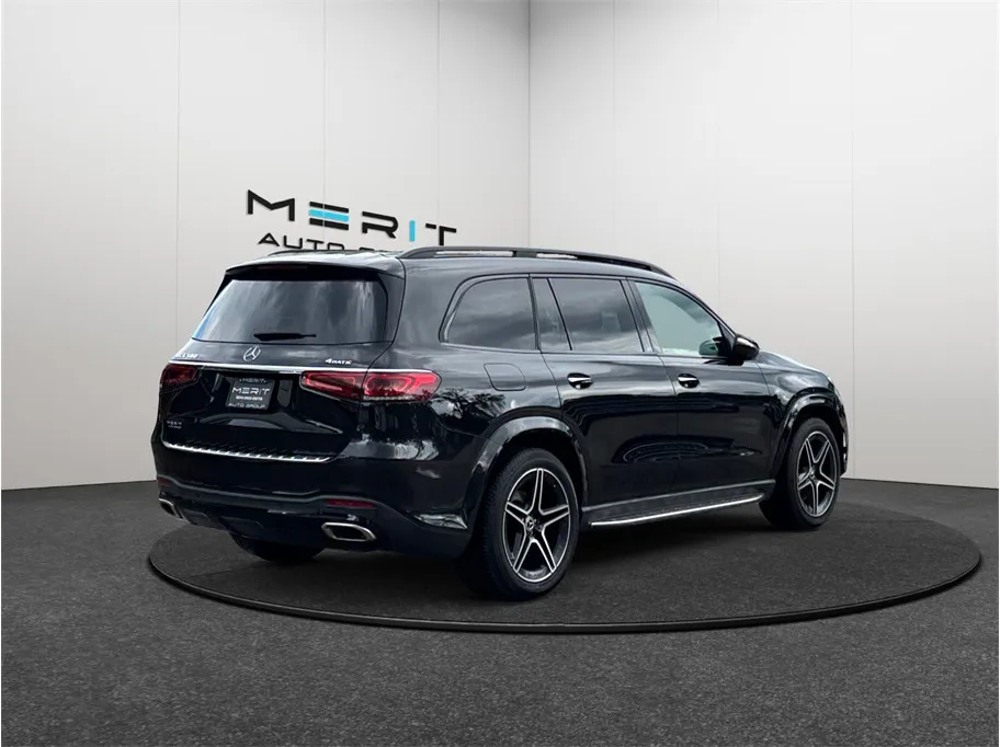 Mercedes-Benz GLS photo 9