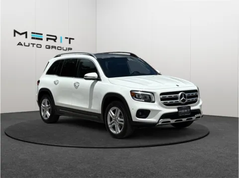 White 2023 Mercedes-benz GLB 250 4MATIC Sport Utility 4D for sale in Jacksonville, FL