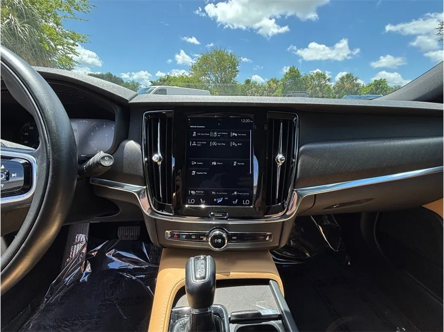 Volvo V90 photo 11