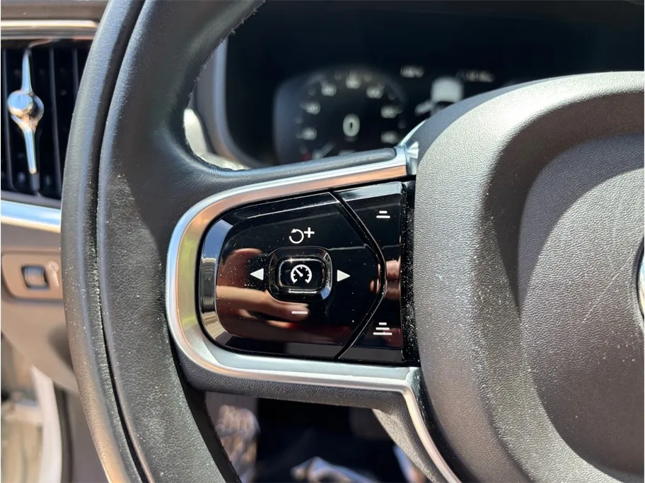 Volvo V90 photo 27