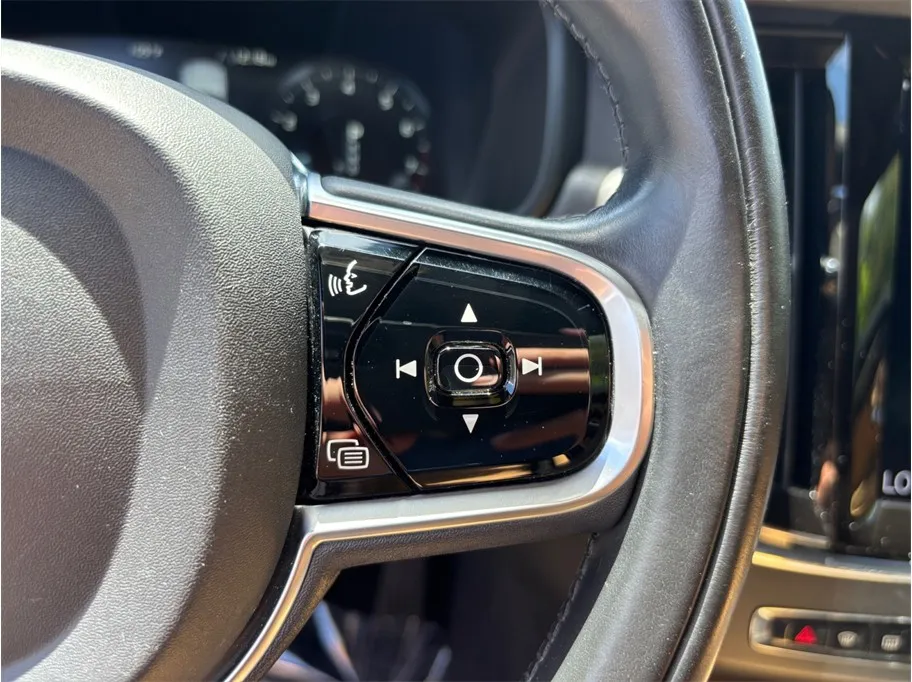 Volvo V90 photo 28
