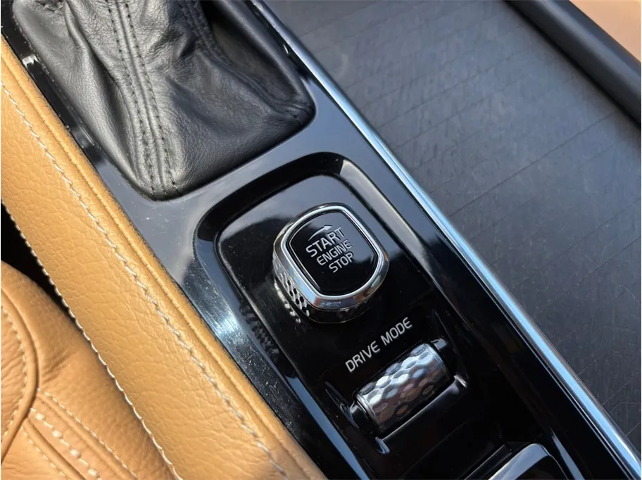 Volvo V90 photo 29