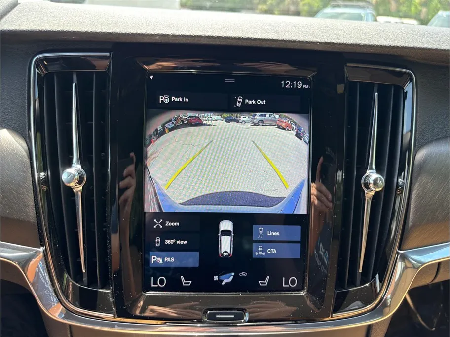Volvo V90 photo 32