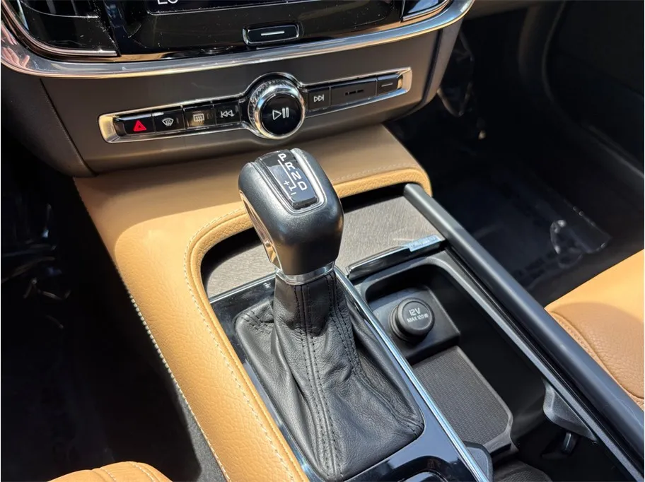 Volvo V90 photo 37