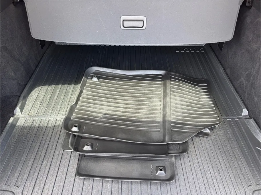 Volvo V90 photo 48