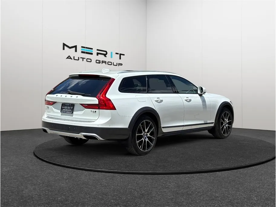 Volvo V90 photo 9