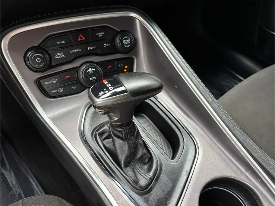 Dodge Challenger photo 33